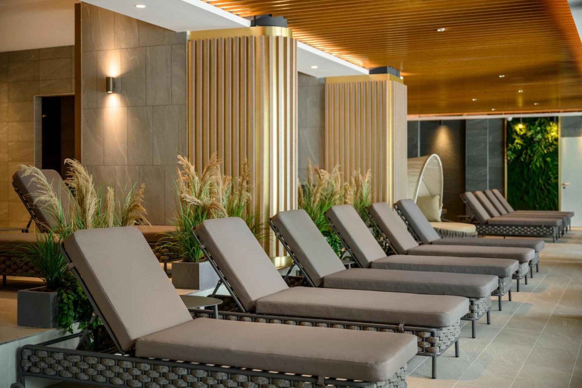 באלאטונקנשה Kenese Bay Garden Resort & Conference מראה חיצוני תמונה