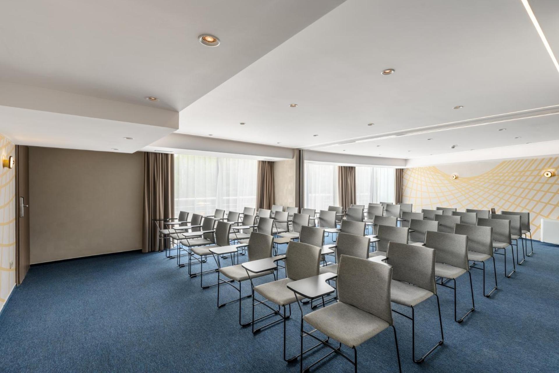 באלאטונקנשה Kenese Bay Garden Resort & Conference מראה חיצוני תמונה